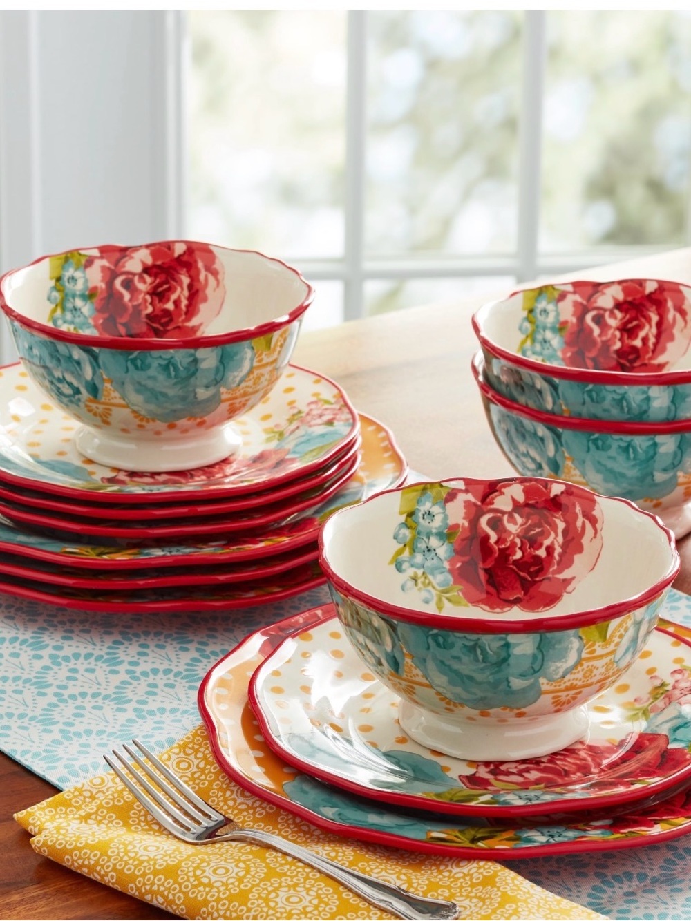 The Pioneer Woman  Blossom Jubilee Dinnerware Set
